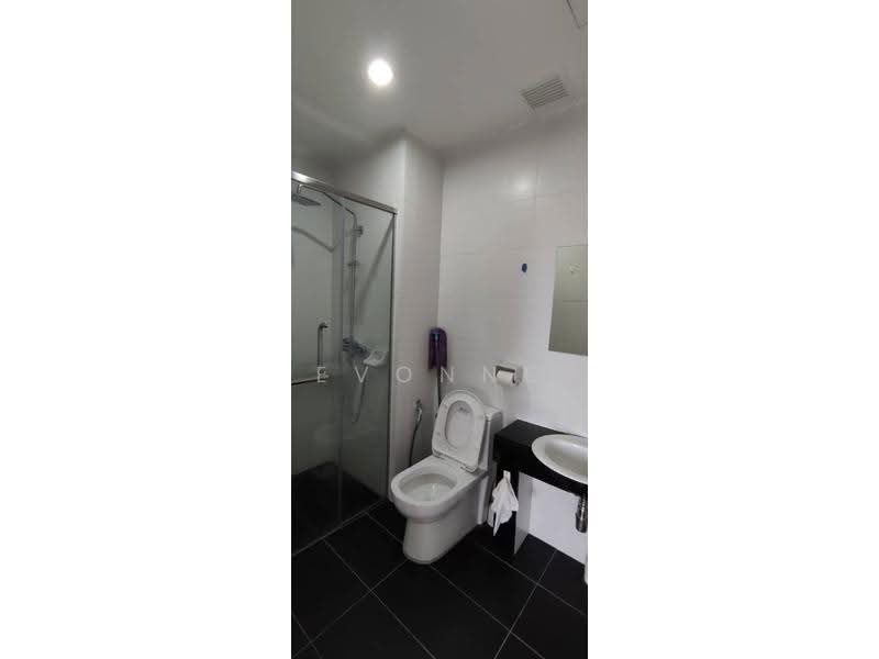 Condominium for Rent at Encorp Strand Residence - Evonne Yen - Bathroom - PropertyGuru.com.my