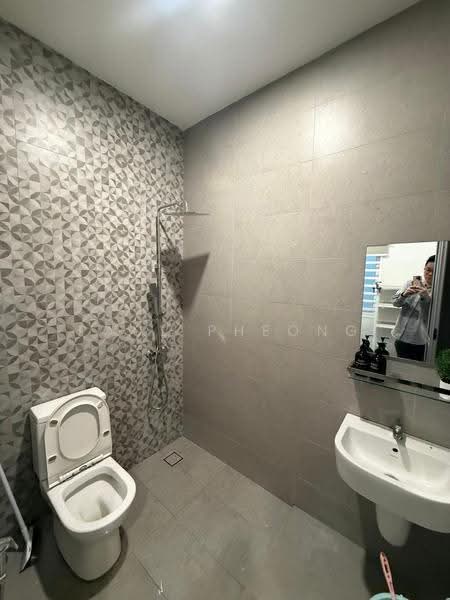 Rumah Teres 1-Tingkat untuk Dijual di Fettes Park (Tanjung Tokong) - Paul Pheong - Bathroom - PropertyGuru.com.my