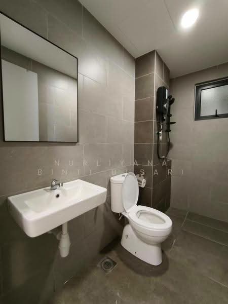 Kediaman Servis untuk Disewa di RESIDENSI SENURI - Nurliyana Binti Busari - Bathroom - PropertyGuru.com.my