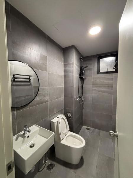 Kondominium untuk Disewa di Nestree Residence - Kopi Teh - Bathroom - PropertyGuru.com.my