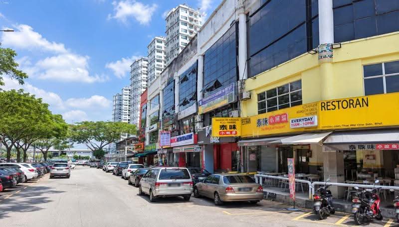 Shop for Rent in BANDAR PUCHONG JAYA (Puchong) - Jean Koh - Exterior - PropertyGuru.com.my