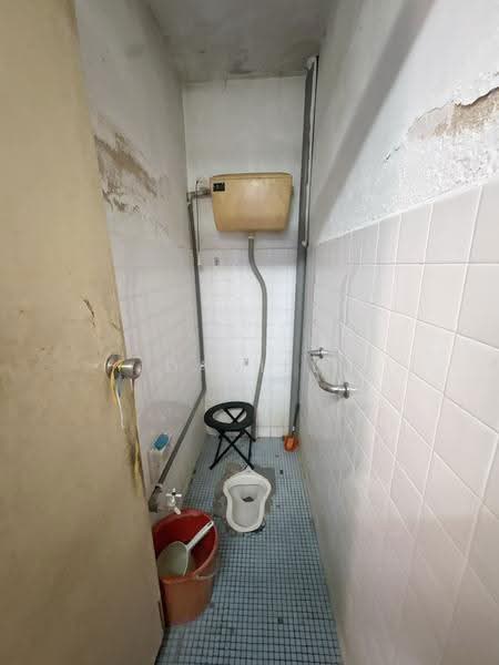 Rumah Teres untuk Dijual di Seremban (Negeri Sembilan) - Daniel Yong - Bathroom - PropertyGuru.com.my