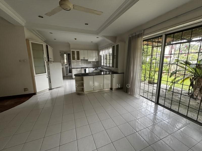 Bungalow House untuk Disewa di Bangsar (Kuala Lumpur) - Kristing . - Kitchen - PropertyGuru.com.my