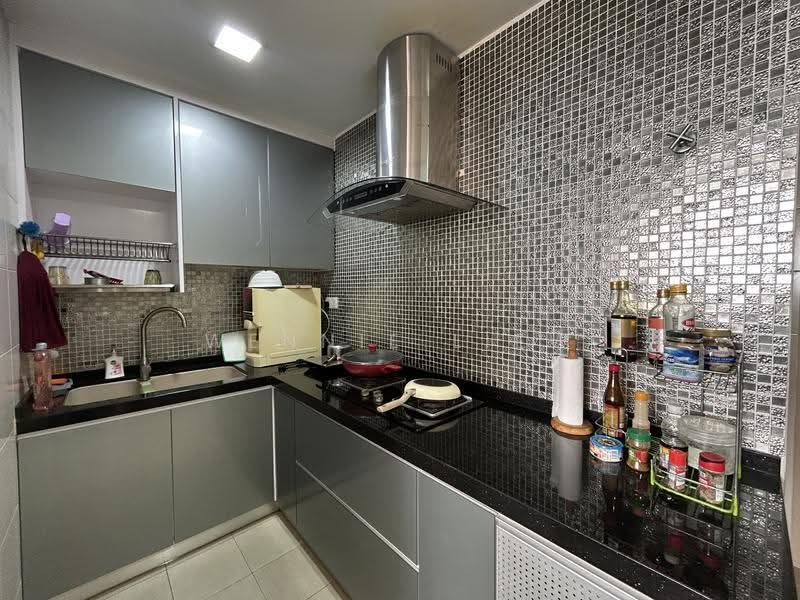Kondominium untuk Dijual di Azelia Residence - Wennie Liew - Kitchen - PropertyGuru.com.my