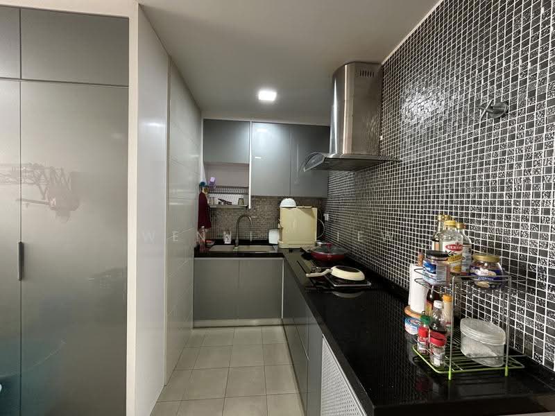 Kondominium untuk Dijual di Azelia Residence - Wennie Liew - Kitchen - PropertyGuru.com.my