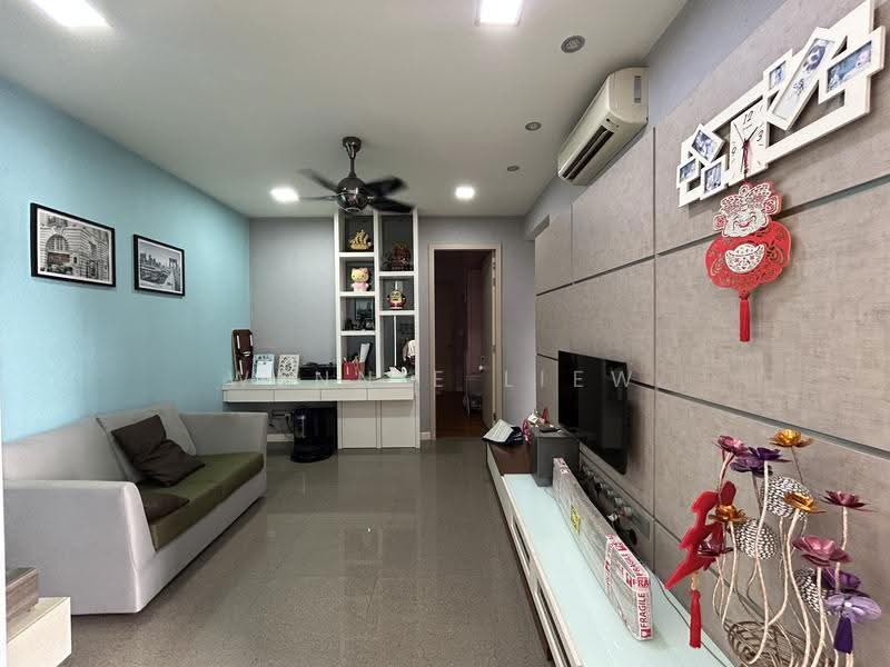 Kondominium untuk Dijual di Azelia Residence - Wennie Liew - Living Room - PropertyGuru.com.my