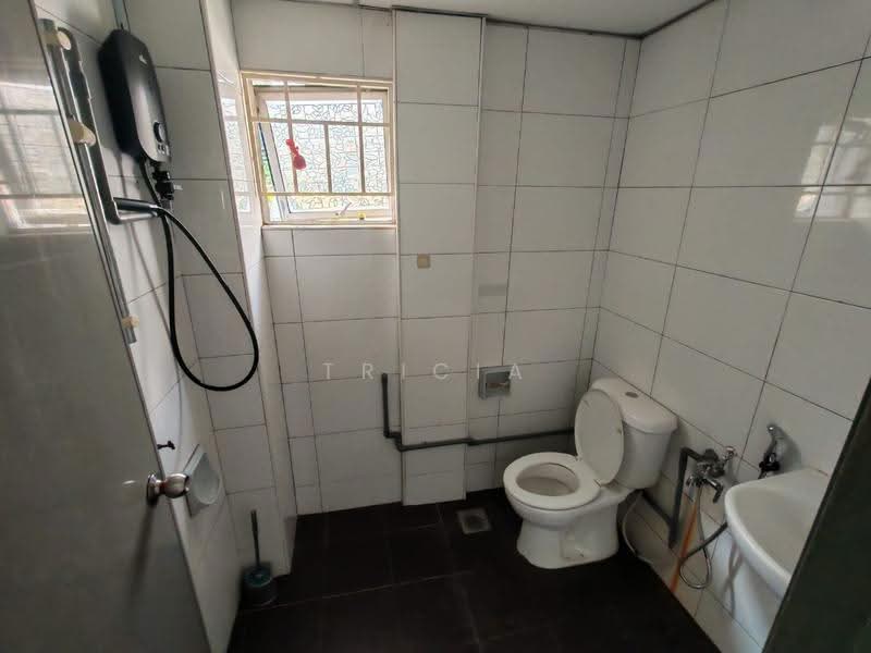 Townhouse for Rent in Bukit Jalil (Kuala Lumpur) - Tricia Lee - Bathroom - PropertyGuru.com.my