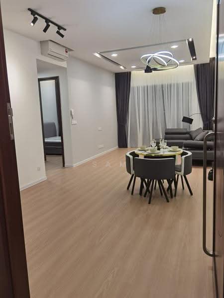 Condominium for Sale at Queens Residences Q2 @ Queens Waterfront - Sam Yeoh - Living Room - PropertyGuru.com.my