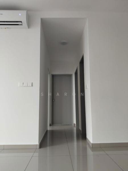 Kediaman Servis untuk Disewa di RESIDENSI SENURI - Sharon Wong - Corridor - PropertyGuru.com.my