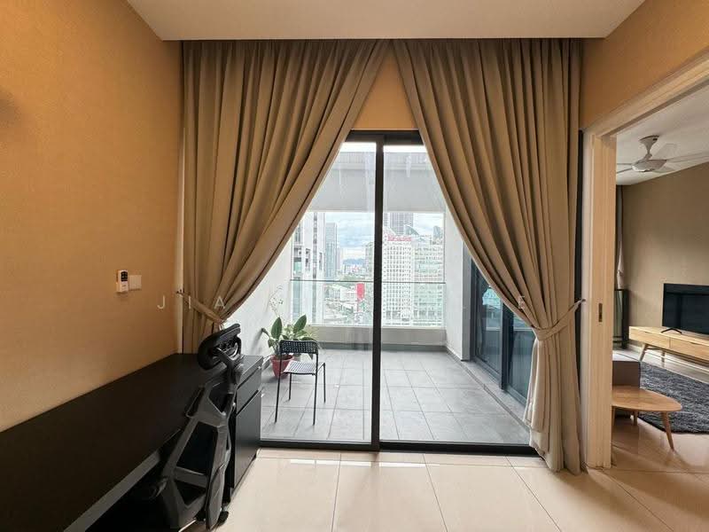 Kediaman Servis untuk Disewa di Aria - Jia Yirng Lee - Balcony - PropertyGuru.com.my