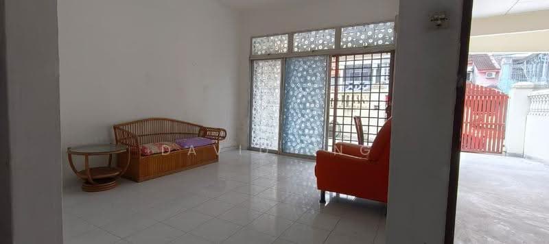 Rumah Teres 2-Tingkat untuk Dijual di Skudai (Johor) - David Ong - Living Room - PropertyGuru.com.my