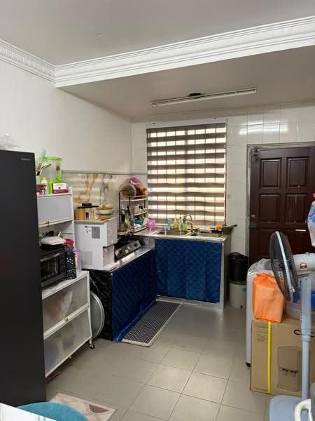 Rumah Teres 1-Tingkat untuk Dijual di Taman Universiti (Skudai) - Daniel Yong - Kitchen - PropertyGuru.com.my