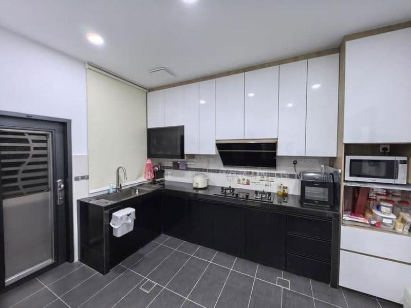 Rumah Teres 2-Tingkat untuk Dijual di Taman Nusa Idaman (Iskandar Puteri (Nusajaya)) - Simon Wang - Kitchen - PropertyGuru.com.my