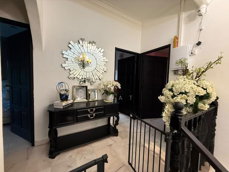 Rumah Berkembar untuk Dijual di Beserah (Pahang) - Izzat Azman - Entrance - PropertyGuru.com.my