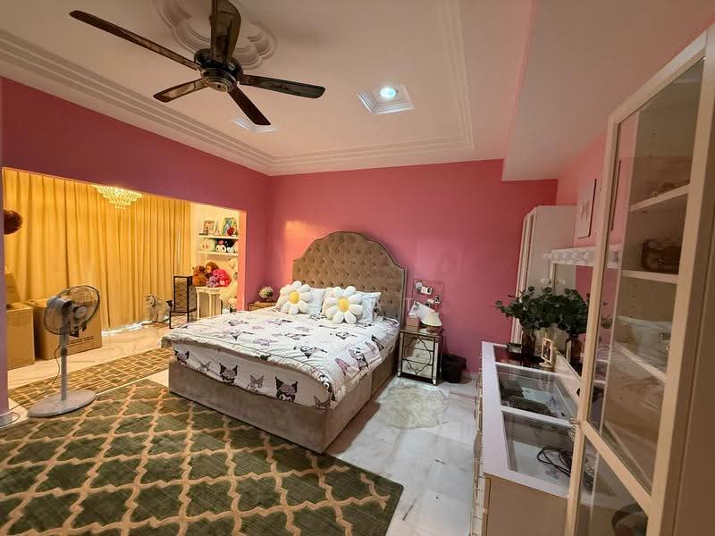 Rumah Berkembar untuk Dijual di Beserah (Pahang) - Izzat Azman - Bedroom - PropertyGuru.com.my