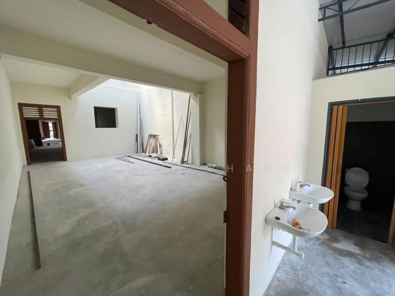 Shop / Office untuk Disewa di George Town (Penang) - Daniel Phang - Interior - PropertyGuru.com.my