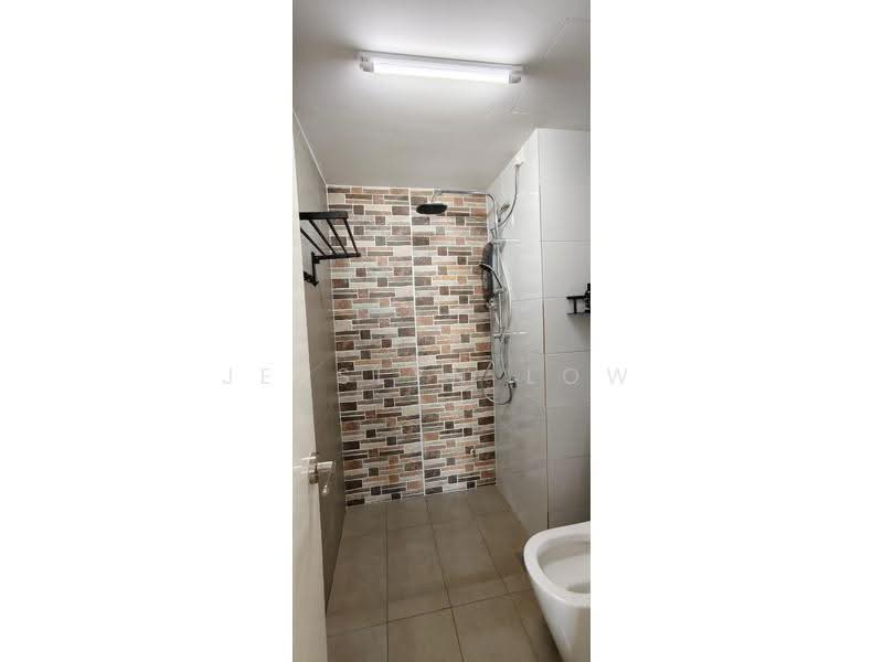 Kondominium untuk Disewa di The Green Service Residence - Jesslyn Low - Bathroom - PropertyGuru.com.my