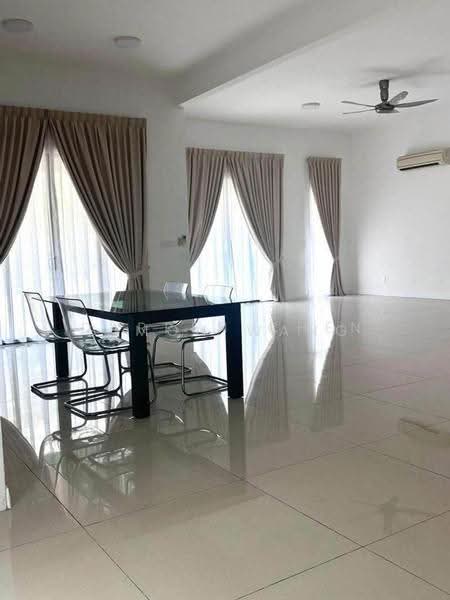 Rumah Berkembar untuk Dijual di Iskandar Puteri (Nusajaya) (Johor) - Simon Wang - Living Room - PropertyGuru.com.my