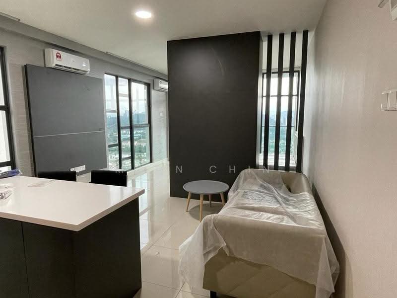 Kediaman Servis untuk Disewa di Liberty @ Arc - Moon Chin - Living Room - PropertyGuru.com.my