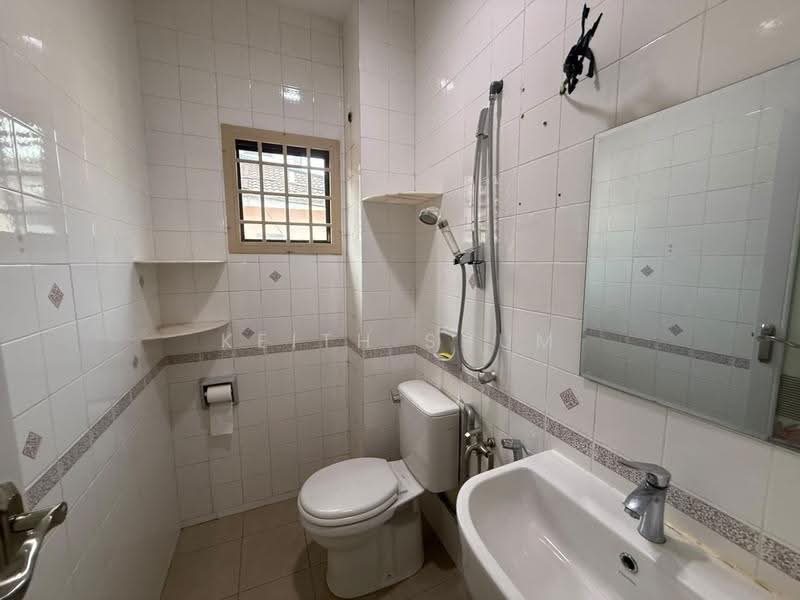 2-storey Terraced House for Sale in Taman Tan Sri Yaacob (Johor Bahru) - Keith Shum - Bathroom - PropertyGuru.com.my