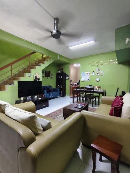 Rumah Teres 2-Tingkat untuk Dijual di Taman Sri Rampai (Wangsa Maju) - Yasmin Sulaiman - Living Room - PropertyGuru.com.my