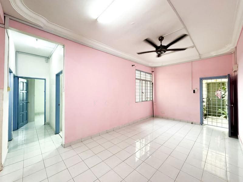 Pangsapuri untuk Dijual di Orchid @ Anggerik - KC Ng - Living Room - PropertyGuru.com.my