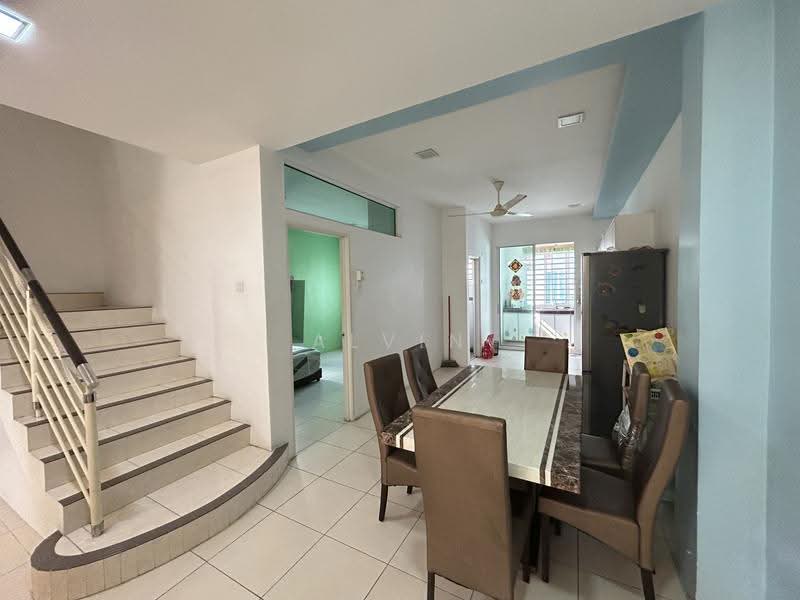 2.5-storey Terraced House for Rent in Taman Bandar Baru Tambun (Tambun) - Alvin Soon - Dining Room - PropertyGuru.com.my