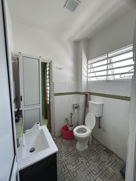 2.5-storey Terraced House for Rent in Taman Bandar Baru Tambun (Tambun) - Alvin Soon - Bathroom - PropertyGuru.com.my