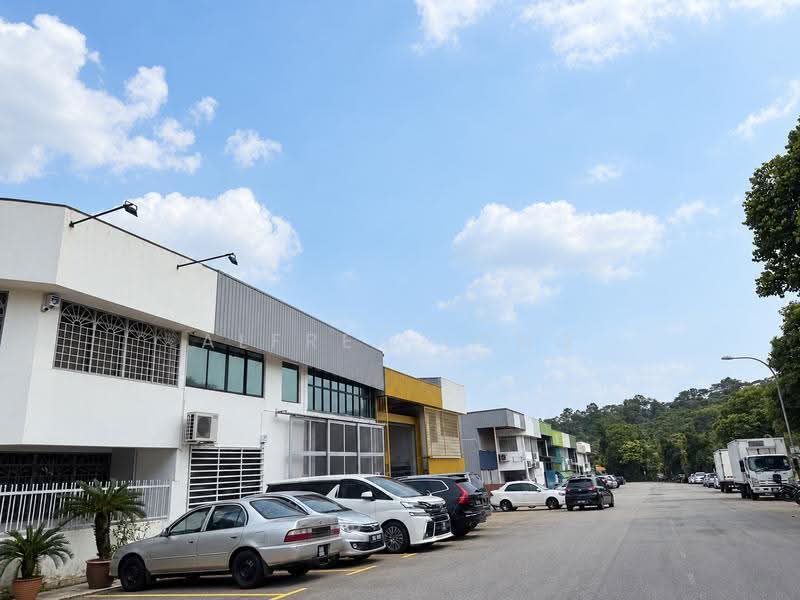 Terrace Factory for Sale in Seri Kembangan (Selangor) - Alfred Long - Exterior - PropertyGuru.com.my