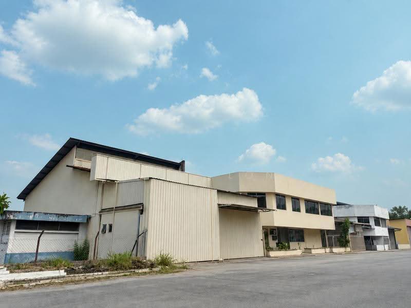 Terrace Factory for Sale in Seri Kembangan (Selangor) - Alfred Long - Exterior - PropertyGuru.com.my