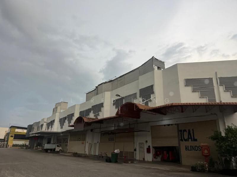 Terrace Factory for Sale in Seri Kembangan (Selangor) - Alfred Long - Exterior - PropertyGuru.com.my