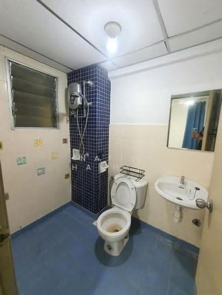 Condominium for Sale at Perdana Exclusive - Nafis Hashim - Bathroom - PropertyGuru.com.my