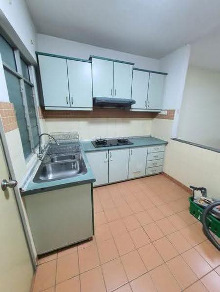 Condominium for Sale at Perdana Exclusive - Nafis Hashim - Kitchen - PropertyGuru.com.my