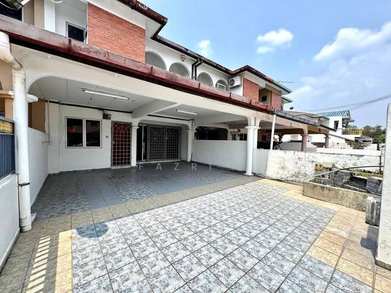 Rumah Teres 2-Tingkat untuk Dijual di Taman Bukit Mewah (Kajang) - Fazri . - Exterior - PropertyGuru.com.my