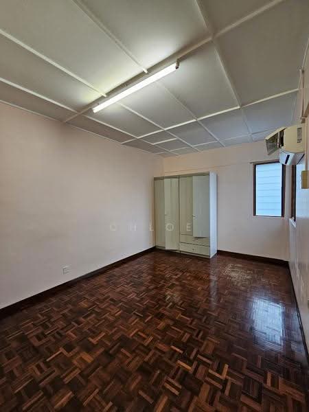 Rumah Flat untuk Dijual di Desa Petaling Flat - Chloe Wai - Bedroom - PropertyGuru.com.my