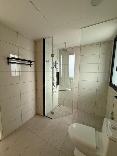 Kediaman Servis untuk Disewa di Duta Park Residences - Keith Foo - Bathroom - PropertyGuru.com.my