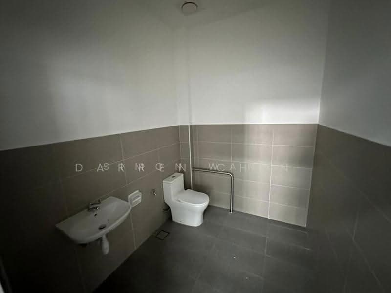 2-storey Terraced House for Sale in Bukit Indah (Iskandar Puteri (Nusajaya)) - Simon Wang - Bathroom - PropertyGuru.com.my