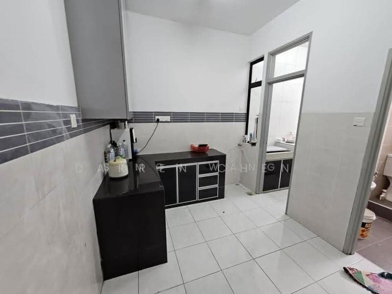 2-storey Terraced House for Sale in Bukit Indah (Iskandar Puteri (Nusajaya)) - Simon Wang - Kitchen - PropertyGuru.com.my