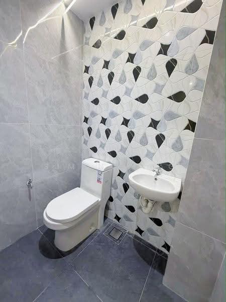 2-storey Terraced House for Sale in Bukit Indah (Iskandar Puteri (Nusajaya)) - Simon Wang - Bathroom - PropertyGuru.com.my