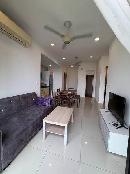 Service Residence for Sale at D'Pristine - Andrew Teo - Living Room - PropertyGuru.com.my