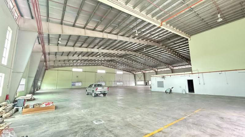 Factory for Rent in Taman Perindustrian Tropika (Ulu Tiram) - Ryan Tan - Interior - PropertyGuru.com.my