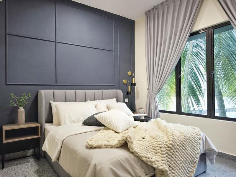 Kondominium untuk Disewa di Menara Alpha - Kim Ling - Master Bedroom - PropertyGuru.com.my