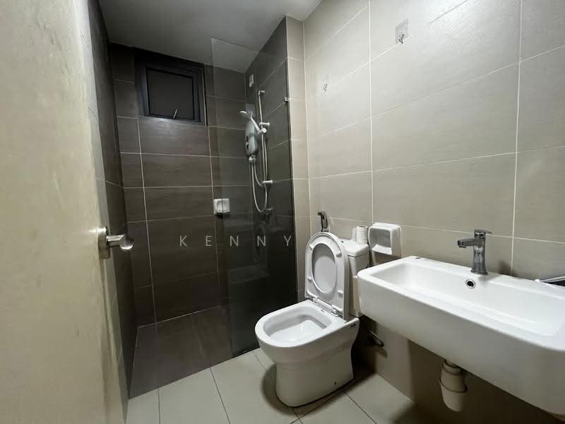 Service Residence for Rent at Gravit8, Klang - Kenny Ng - Bathroom - PropertyGuru.com.my