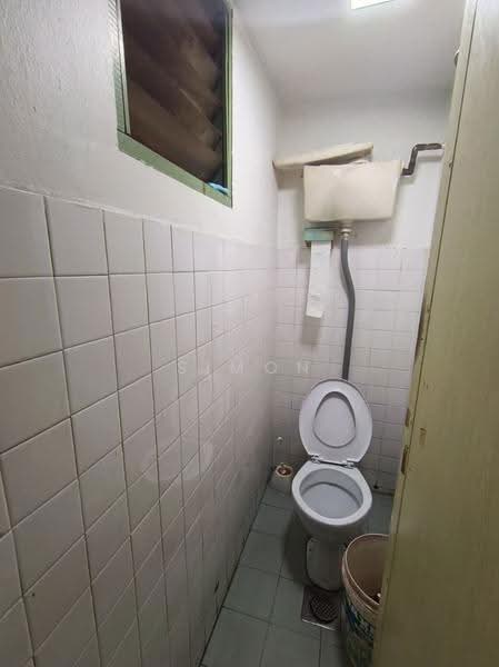 Rumah Teres 1-Tingkat untuk Dijual di Kampung Sungai Way (Petaling Jaya) - Simon Tan - Bathroom - PropertyGuru.com.my