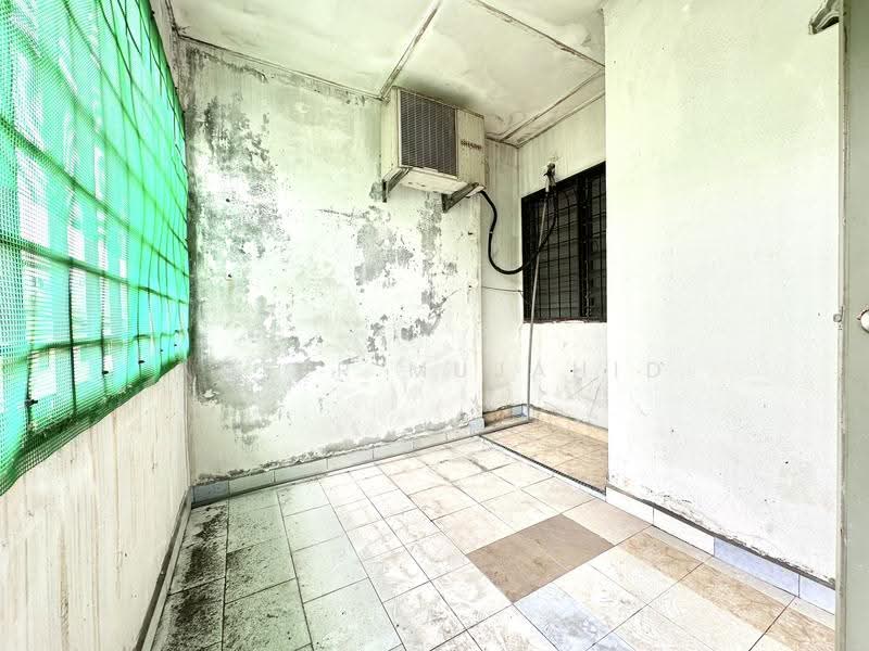 Rumah Teres 2-Tingkat untuk Dijual di Klang (Selangor) - Ameer Mujahid - Balcony - PropertyGuru.com.my