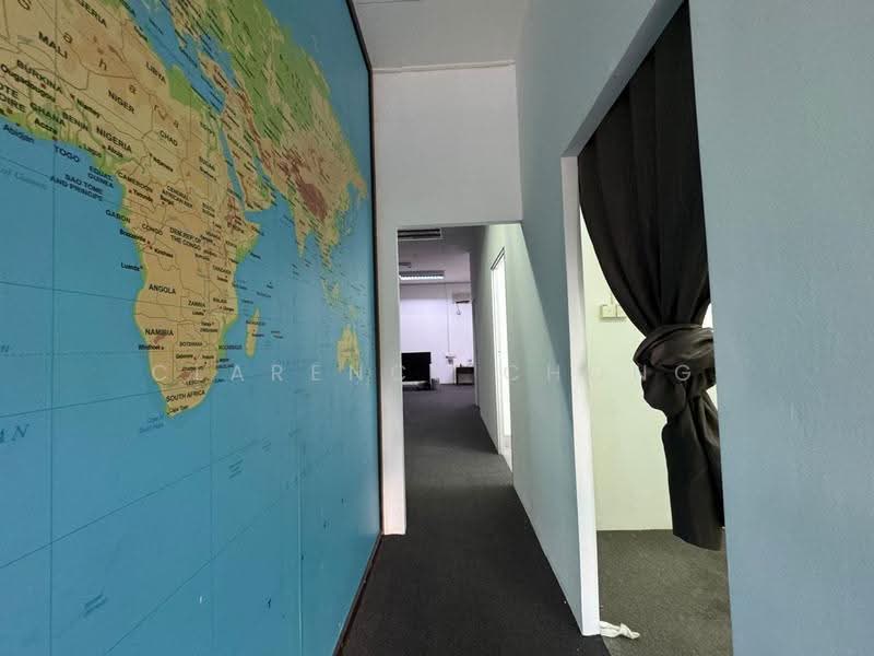 Shop / Office for Rent in Taman Puncak Jalil (Seri Kembangan) - Clarence Chong - Corridor - PropertyGuru.com.my
