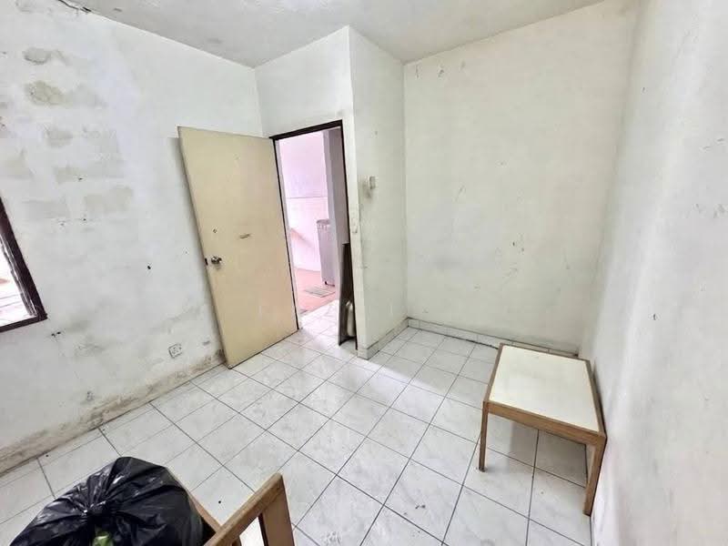 Pangsapuri untuk Dijual di Pangsapuri Baiduri - Fazri . - Interior - PropertyGuru.com.my