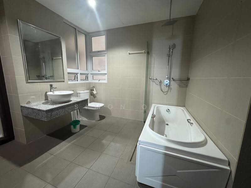 Condominium for Sale at Pearl Regency - Simon Ooi - Bathroom - PropertyGuru.com.my