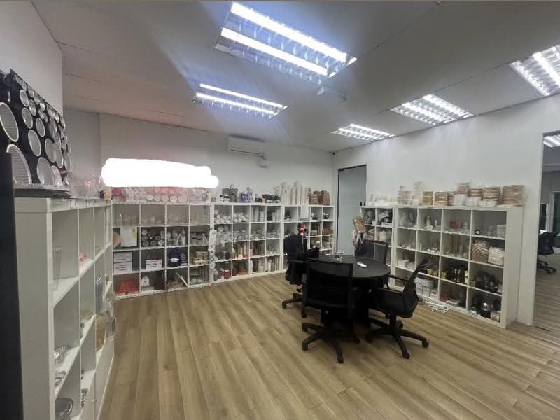 Office for Sale in Bandar Puteri Puchong (Puchong) - Amy Thew - Interior - PropertyGuru.com.my