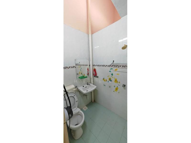 Rumah Teres untuk Disewa di Taman Bertam Impian (Tanjong Minyak) - Helen BF - Bathroom - PropertyGuru.com.my
